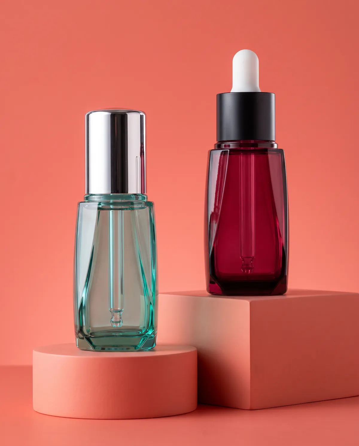 Renkli Şeffaf Damlalıklı Cilt Bakım Şişesi 40 ml