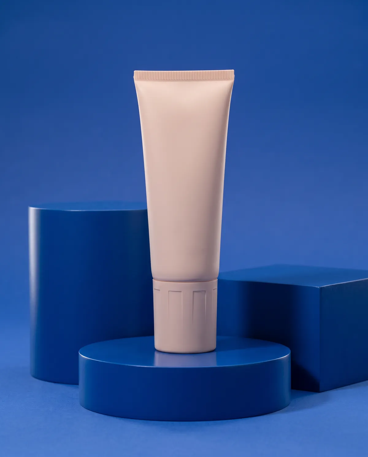Vidalı Kapaklı Tüp Φ40 mm 50–180 ml