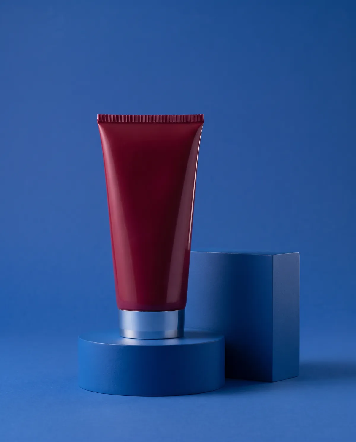 Vidalı Kapaklı Tüp Φ50 mm 90–200 ml